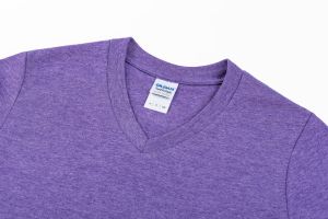 Softstyle T-Shirt Col-V personnalisé pour homme | Gildan